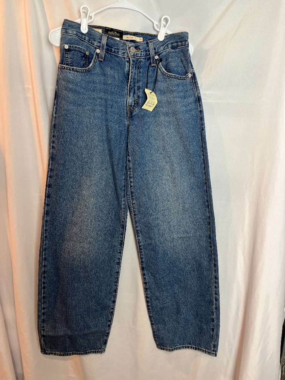 Women's Levi's Baggy Dad Jeans, Size 25x30, NWT
